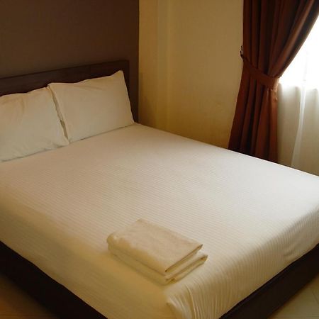Jb City Hotel Johor Bahru Quarto foto