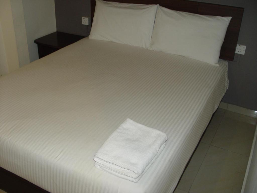 Jb City Hotel Johor Bahru Quarto foto